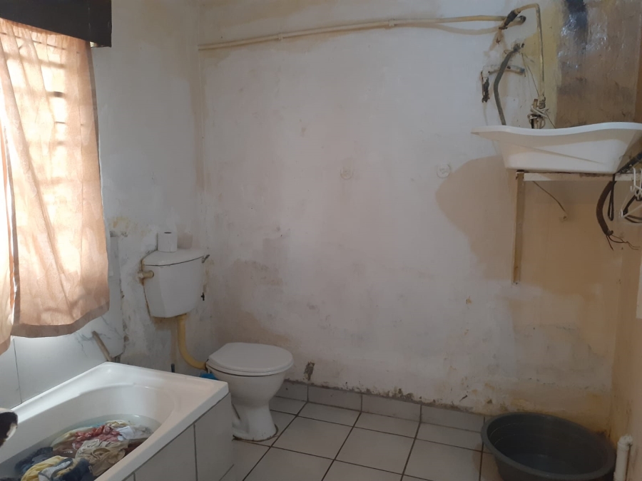 1 Bedroom Property for Sale in North End Lake Eastern Cape